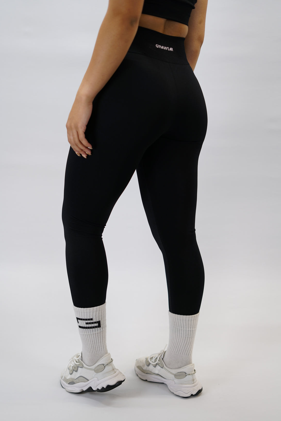 Svart Celia Seamless Tights - sömlösa tränings leggings med Gymwear-logga bak